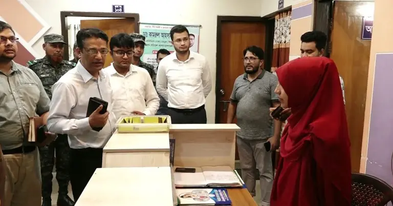 নোয়াখালীতে হাসপাতালে অভিযান